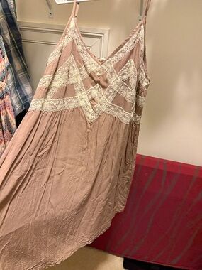 entro Blush Pink Lace-Trimmed Slip Dress